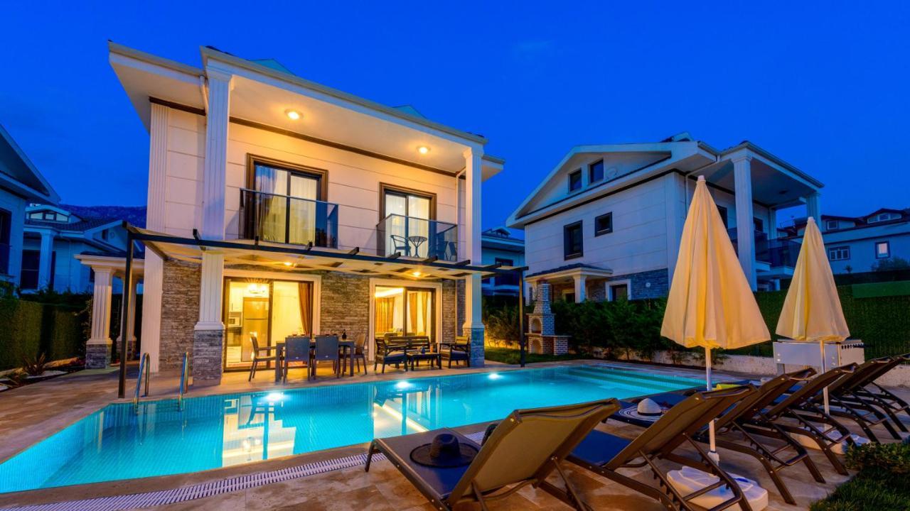 La Vida - 4 Bedroom Holiday In Hisaroenue Oeluedeniz Вилла